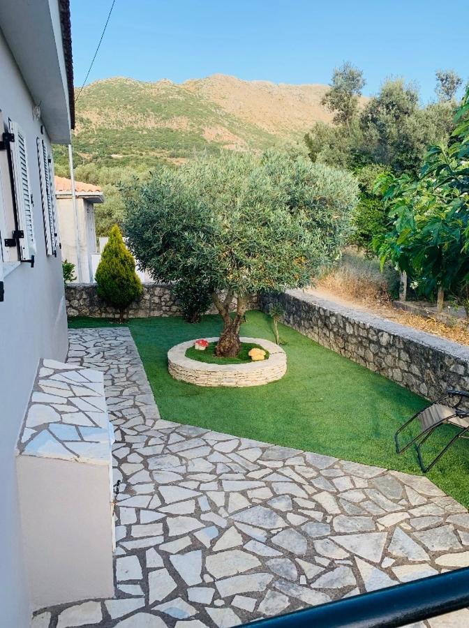 Helen S House Villa Komílion Dış mekan fotoğraf